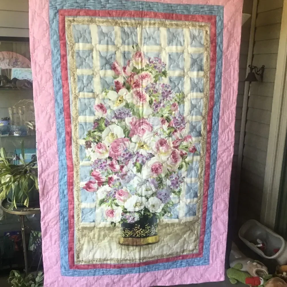 NWT Hand Crafted Flower Bouquet Quilt